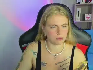 Jolly_Doll  live sex cam