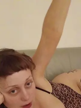 Kellywho  live sex cam