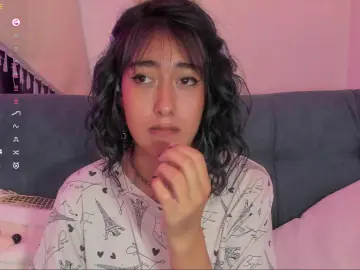 Scarletwd18  live sex cam