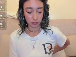 Scarletwd18  live sex cam