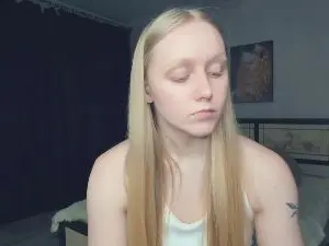 ToshiaOtterholt  live sex cam