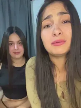 Kikitaa19  live sex cam