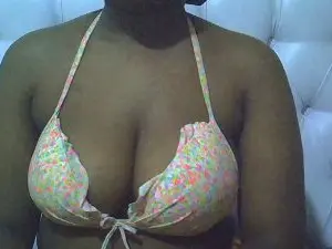 Sweetass002  live sex cam