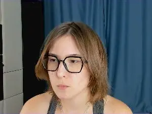 EttieLondono  live sex cam