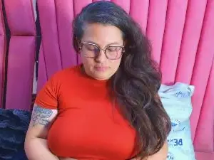 Sara_Thonson_  live sex cam