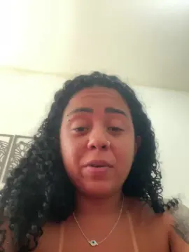 Ninfeta38  live sex cam