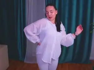 JohnnieGurvine  live sex cam