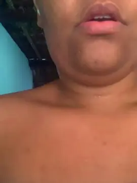 Larissa0  live sex cam