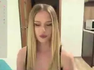 LelahDeloy  live sex cam