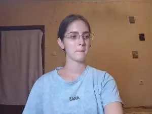 RoxanaKneisler  live sex cam