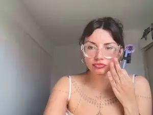Debra_mami  live sex cam