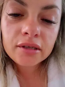 Ruby8  live sex cam