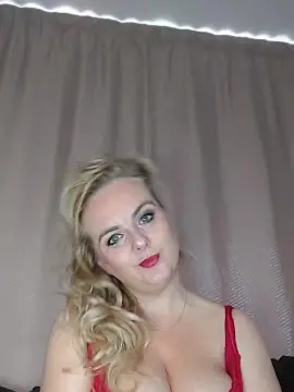 Daphne31  live sex cam