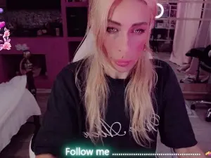 AnnieGOld  live sex cam
