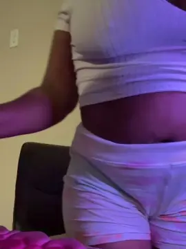 Beautifulnbadd  live sex cam