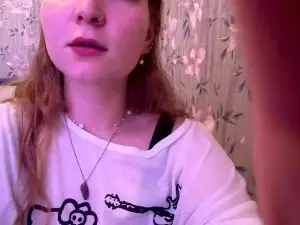 ErynKoroch  live sex cam
