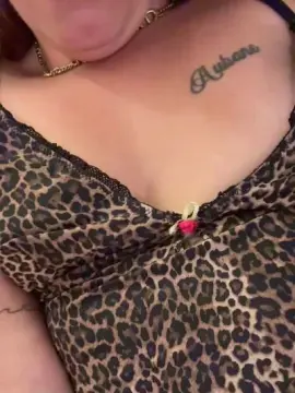 Feetgirl06  live sex cam