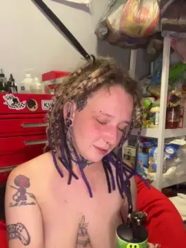 Athiestbunni  live sex cam