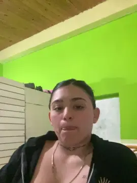 Yasminn5  live sex cam