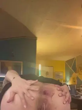 Anal_Queen  live sex cam
