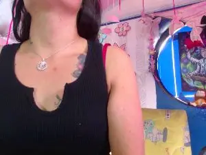 Vitoria23_  live sex cam