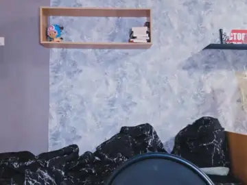 CandraDeignan  live sex cam