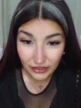 DolceNazz  live sex cam