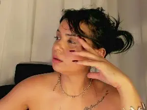 Casandra_lym1  live sex cam