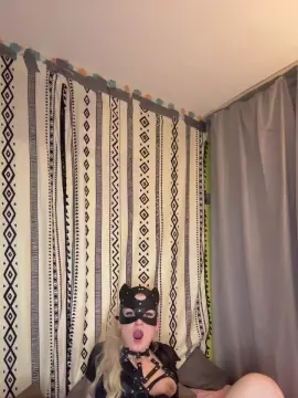 Deedeelilo  live sex cam