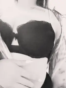 JuiicyJazzii  live sex cam