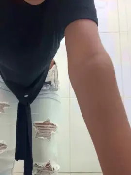 Mimisafadinha  live sex cam