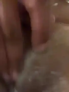 Lightningcakes  live sex cam