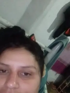 Latina206  live sex cam