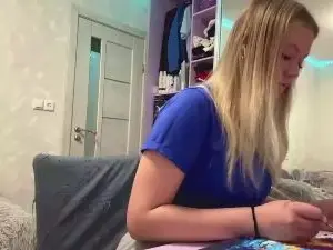 BlytheSettino  live sex cam