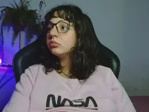 Myamillor  live sex cam