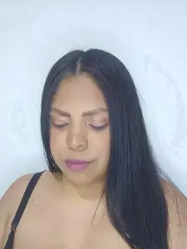 Lunasedyhott  live sex cam