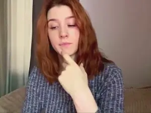 MaximinaBrentz  live sex cam