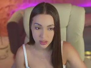 OliviaMore  live sex cam