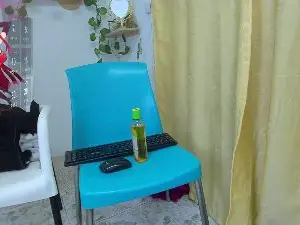 Dark_dreams  live sex cam