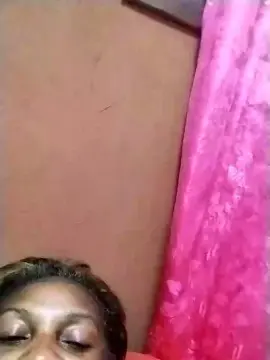 Nickyah  live sex cam