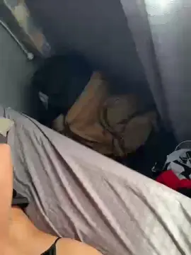 Brenz2  live sex cam