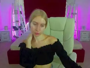 Alina__Blonde  live sex cam