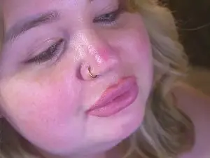 ZaraReignn  live sex cam