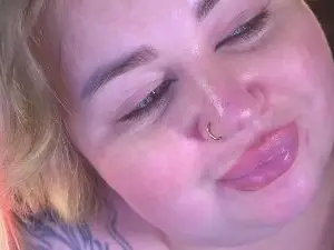 ZaraReignn  live sex cam