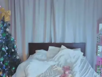 DevonaHutzler  live sex cam