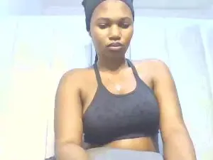 Dreamebony2  live sex cam