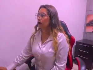 Melisa_21x  live sex cam
