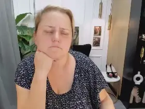 ScarlettSoft  live sex cam
