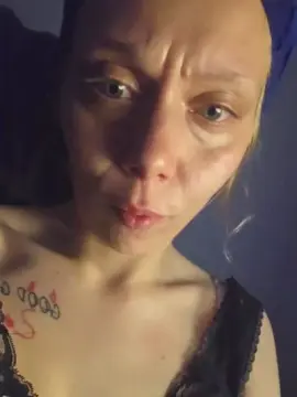 Ptiteplume2608  live sex cam