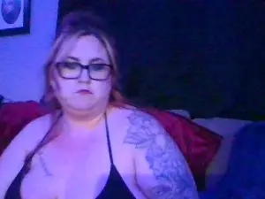ChloeAfterDark  live sex cam